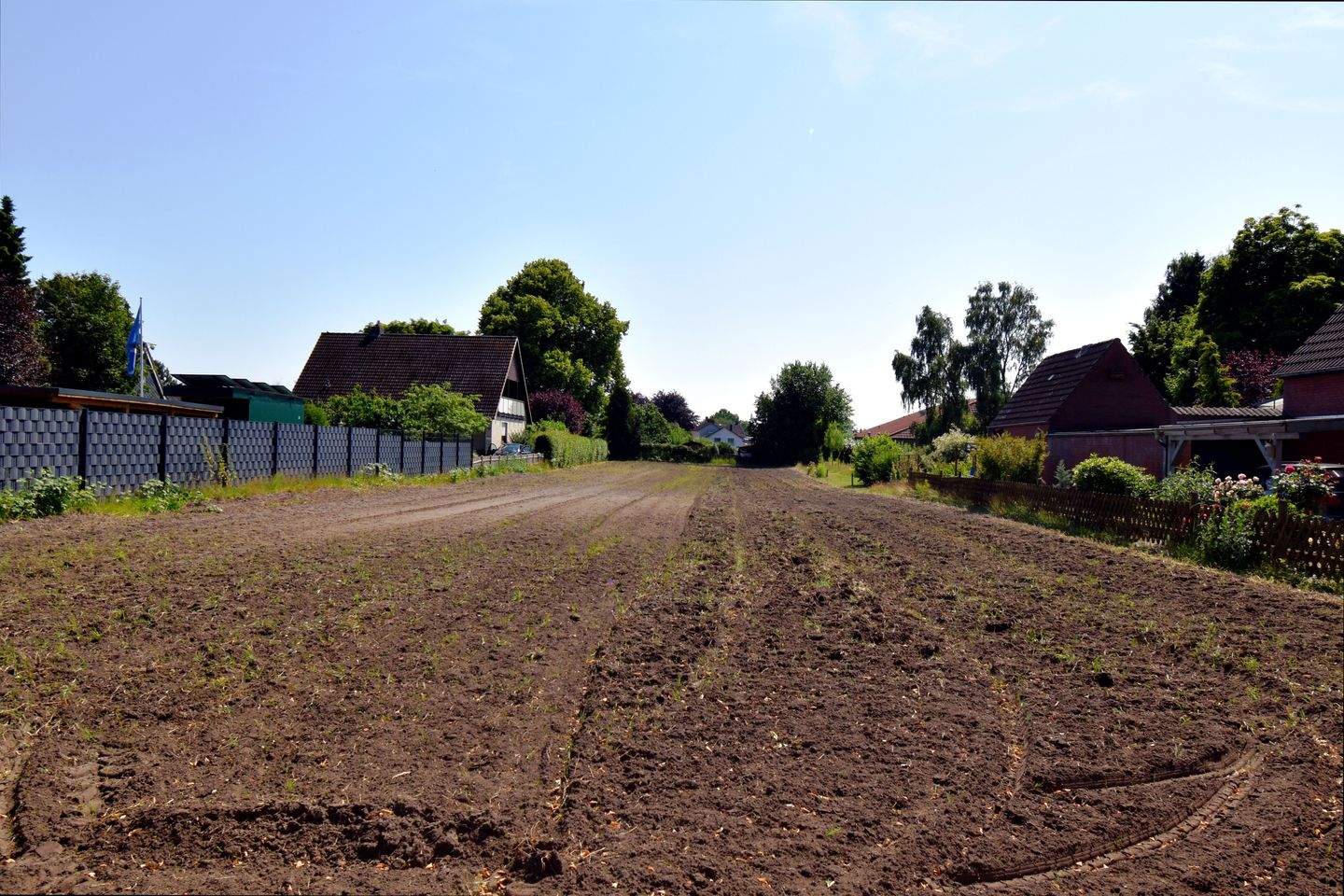 Sonniges Baugrundstück für 3 Doppelhäuser zu verkaufen, 25436 Uetersen