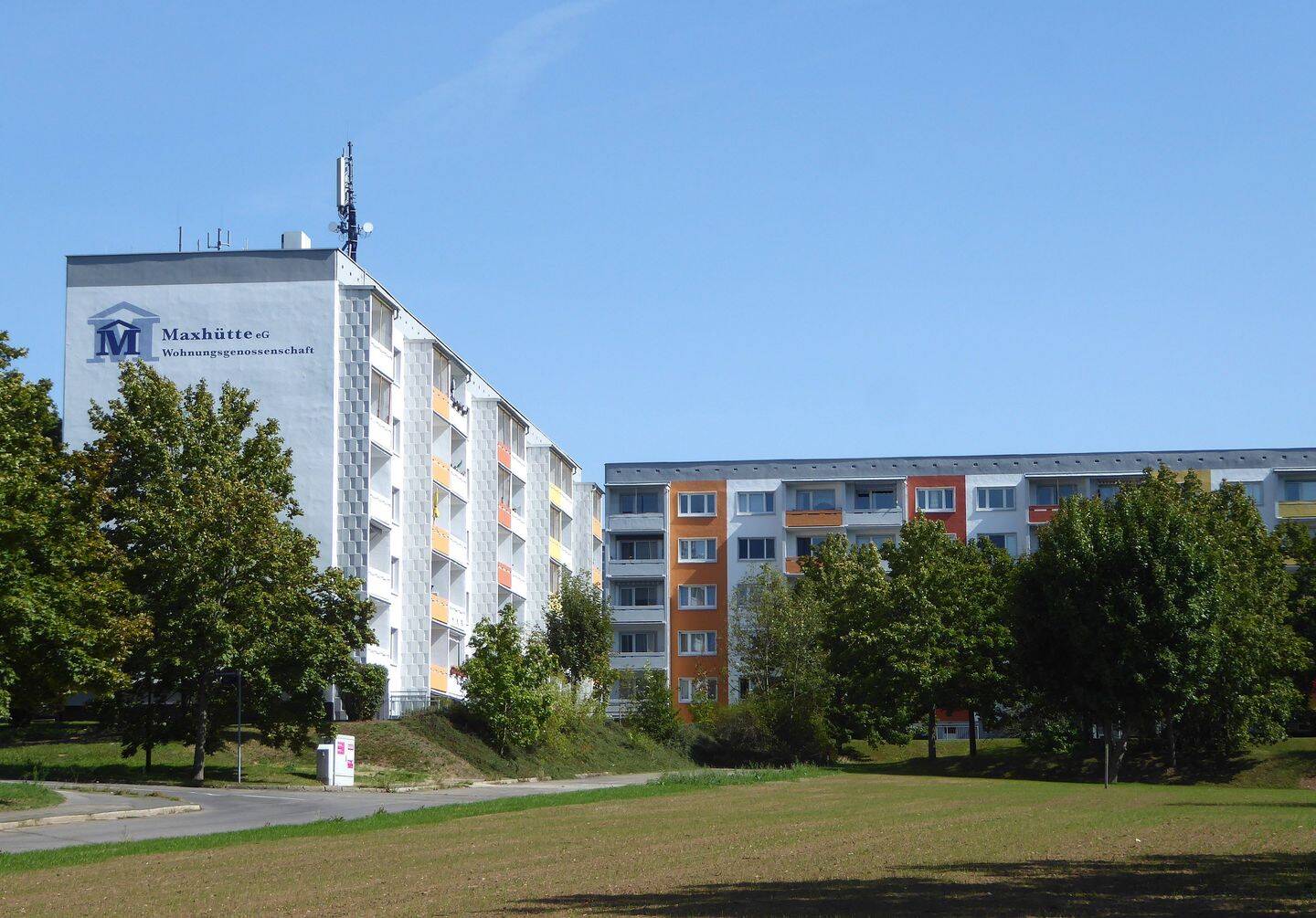 helle 3-Raum-Wohnung mit Balkon und kostenl. Stellplatz, 7318 Saalfeld/Saale
