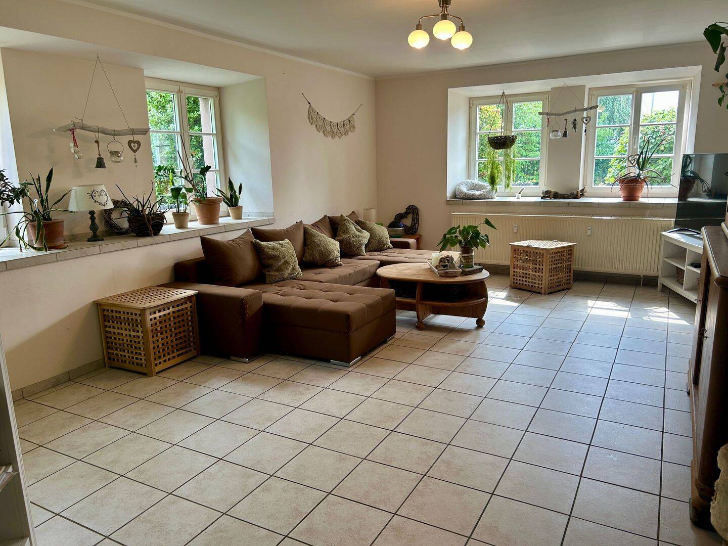 Großzügige 4 ZKB Wohnung mit 140 m² Wohnfläche in ruhigem 2-Familienhaus, 54570 Betteldorf