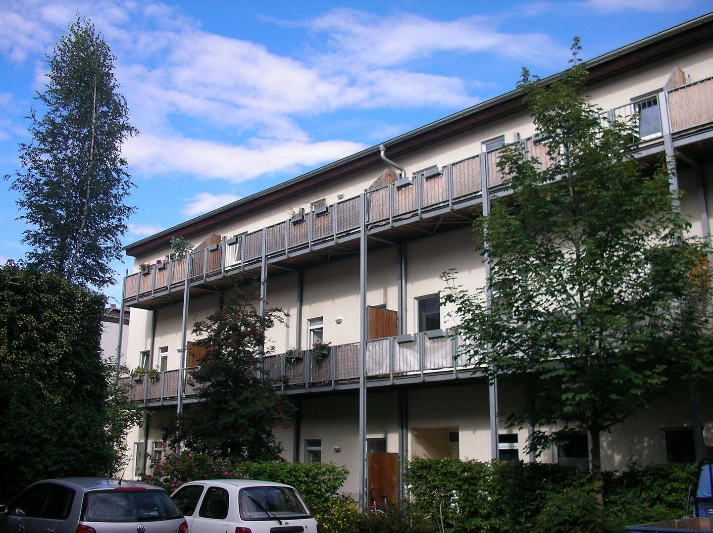 Helle 2-Zimmer-Wohnung mit großem Balkon im Medizinerviertel, 6112 Halle (Saale)