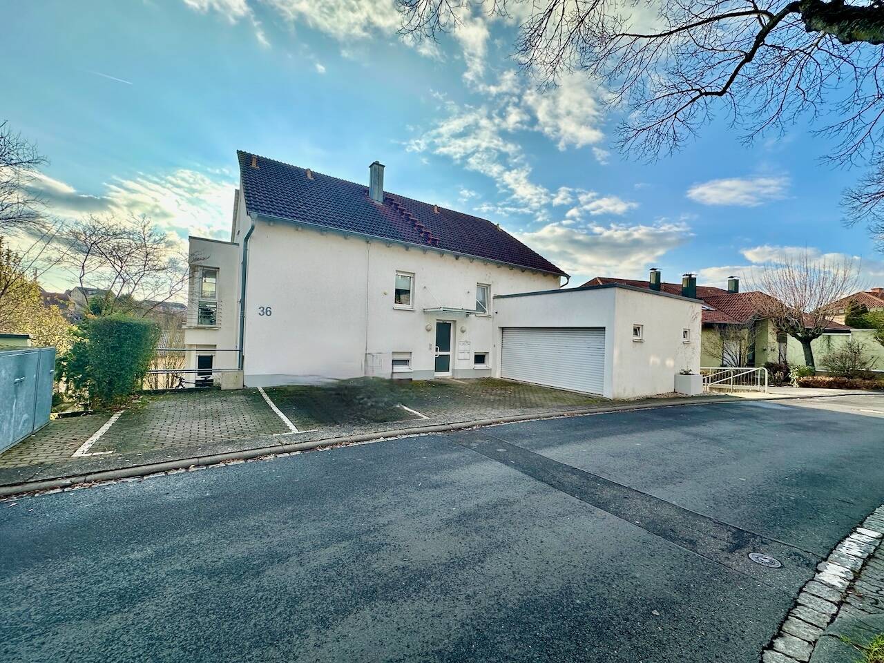 Provisionsfrei und sofort bezugsfrei! Außergewöhnliche 6-Zi-Maisonettewohnung mit Balkon, 97078 Würzburg (Grombühl Lindleinsmühle Versbach)