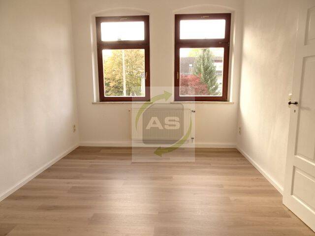 Hübsche Wohnung für kleines Geld, 8371 Glauchau