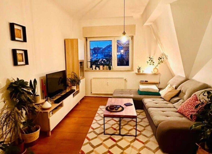 Schöne 90 m² Altbauwohnung im Rotenbühl – ab sofort, 66123 Saarbrücken