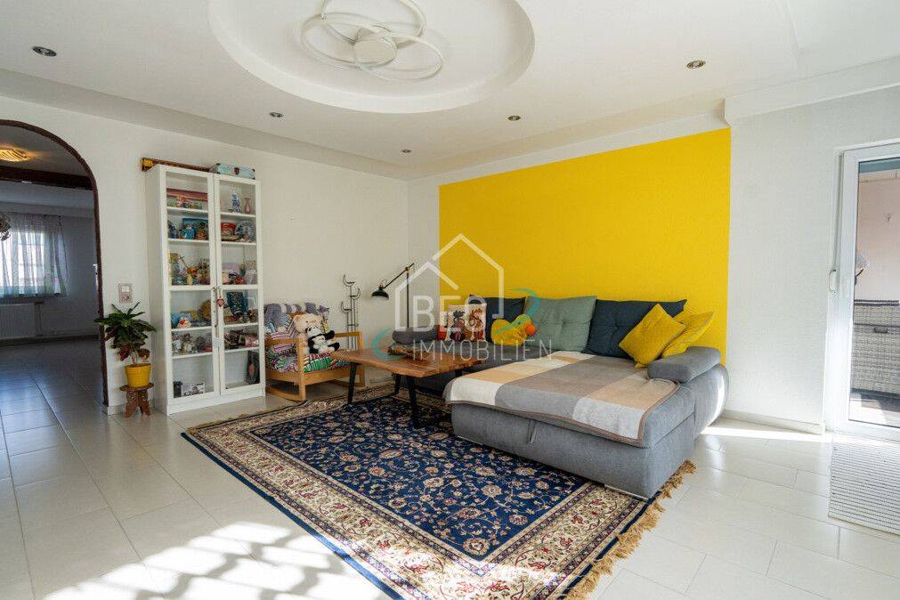 3,5-Zimmer-Wohnung mit Balkon und Tiefgarage, 71706 Markgröningen
