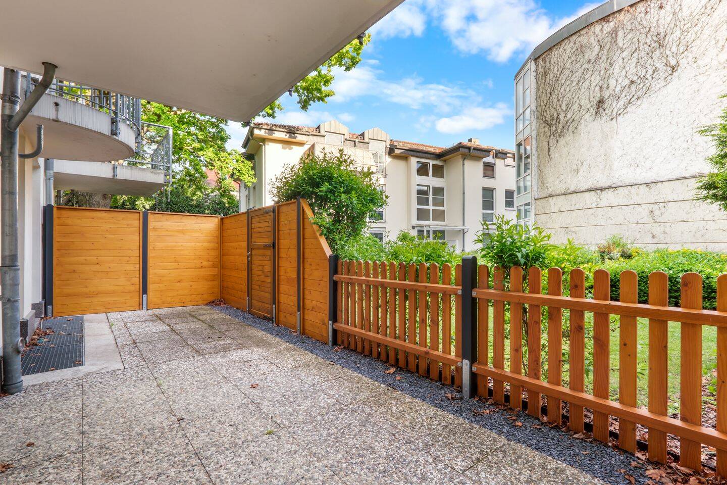 Bezugsfreie Terassenwohnung in Woltersdorf bei Berlin – Modernisierte 3 Zimmer mit Tiefgaragenplatz, 15569 Woltersdorf