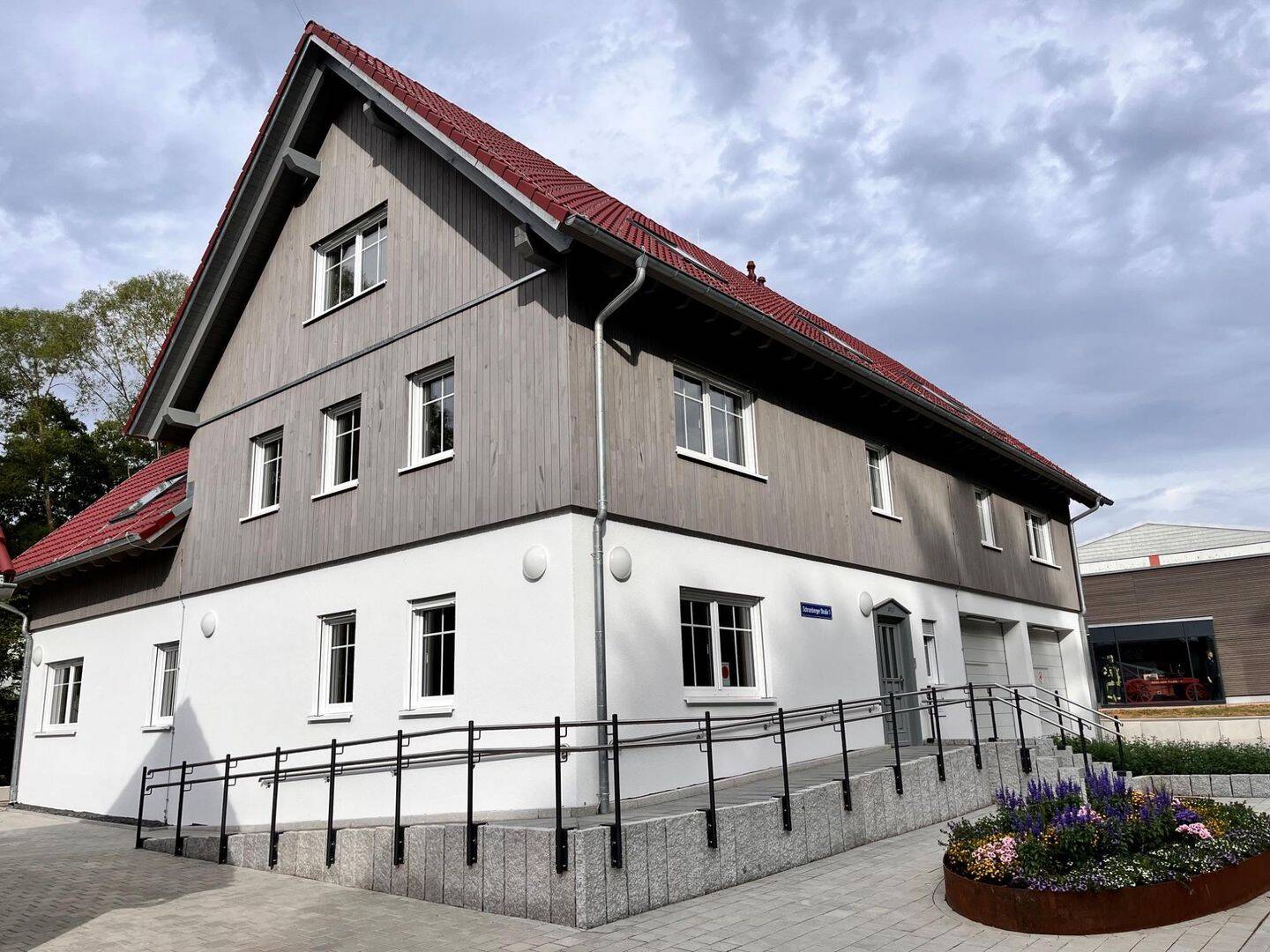 3-Zi-Neubau-Wohnung. Barrierefrei. EBK. 2 Stellplätze. Sofort Bezug., 78078 Niedereschach