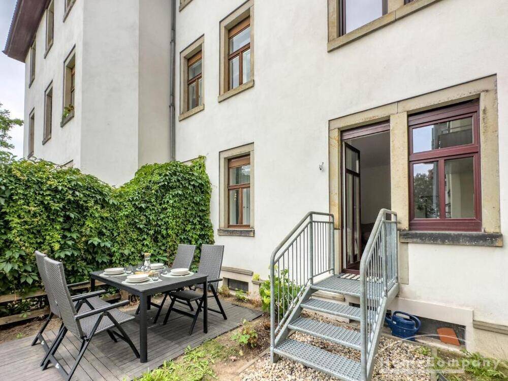 27061 HomeCompany Dresden Möbliert/Furnished 2-Zimmer-Wohnung in Dresden-Pieschen mit Terrasse max. 3 Personen, 1127 Dresden (Hellerberge Leipziger Vorstadt Mickten Pieschen-Nord/Trachenberge Pieschen-Süd)
