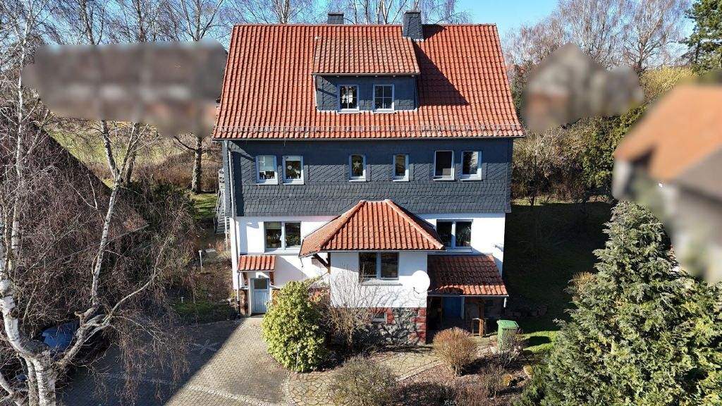 großzügiges Wohnhaus mit vielseitigem Nebengebäude in Frankenau-Dainrode, 35110 Frankenau