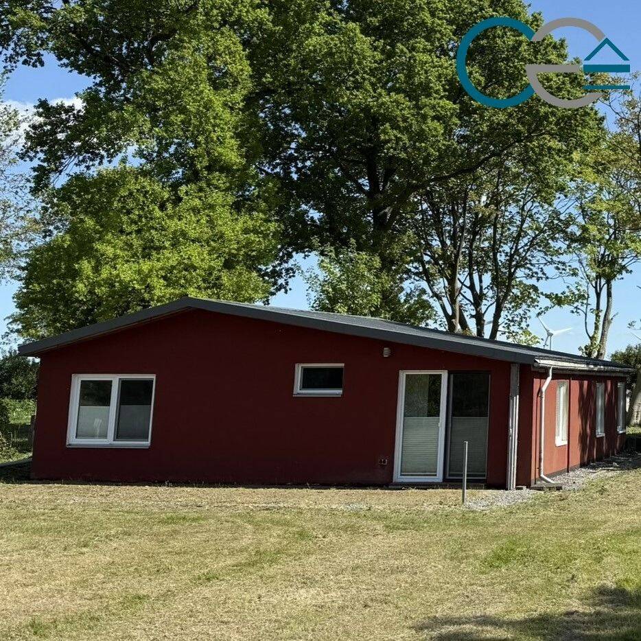 Bungalow mit Wohlfühlcharakter auf traumhaften Grundstück / Ferienhaus zur Dauerwohnutzung, 25572 Ecklak