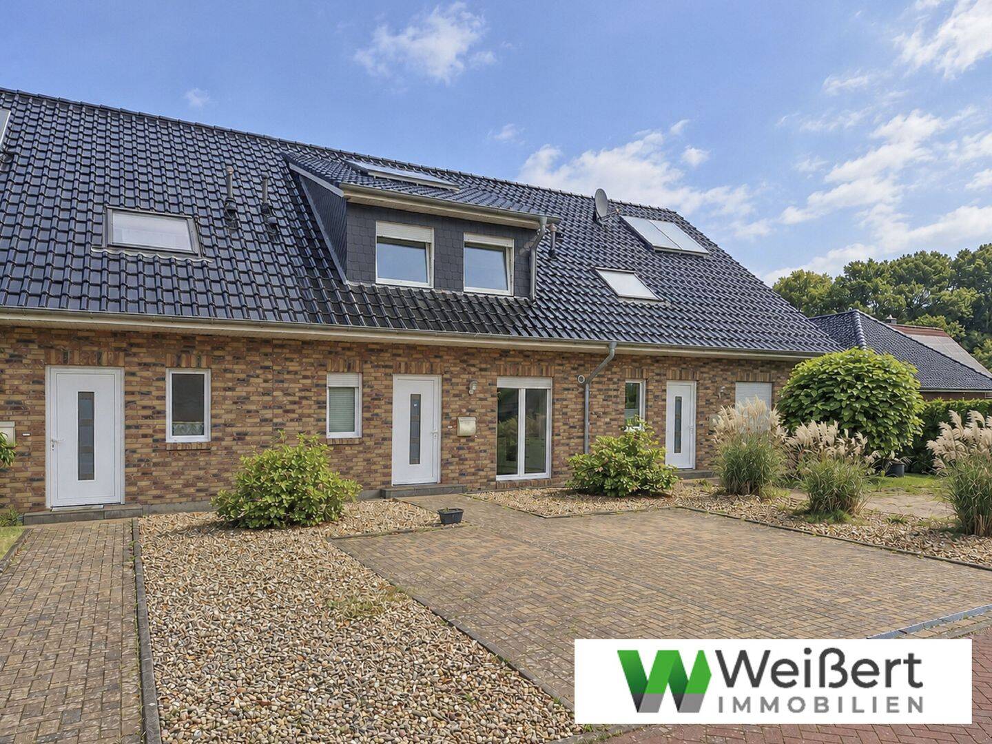 Modern wohnen, Energie sparen – familienfreundliches Reihenmittelhaus mit Energieklasse A in Itzehoe, 25524 Itzehoe