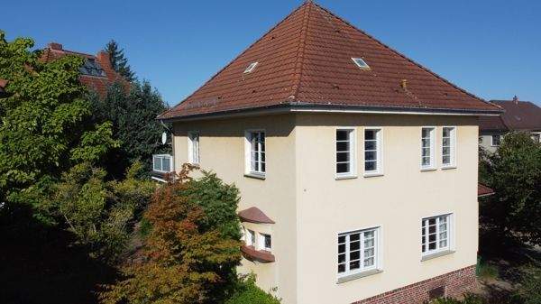Zeitlose Eleganz im Bauhaus-Stil: Ihr neues Zuhause mit Charakter, 6449 Aschersleben