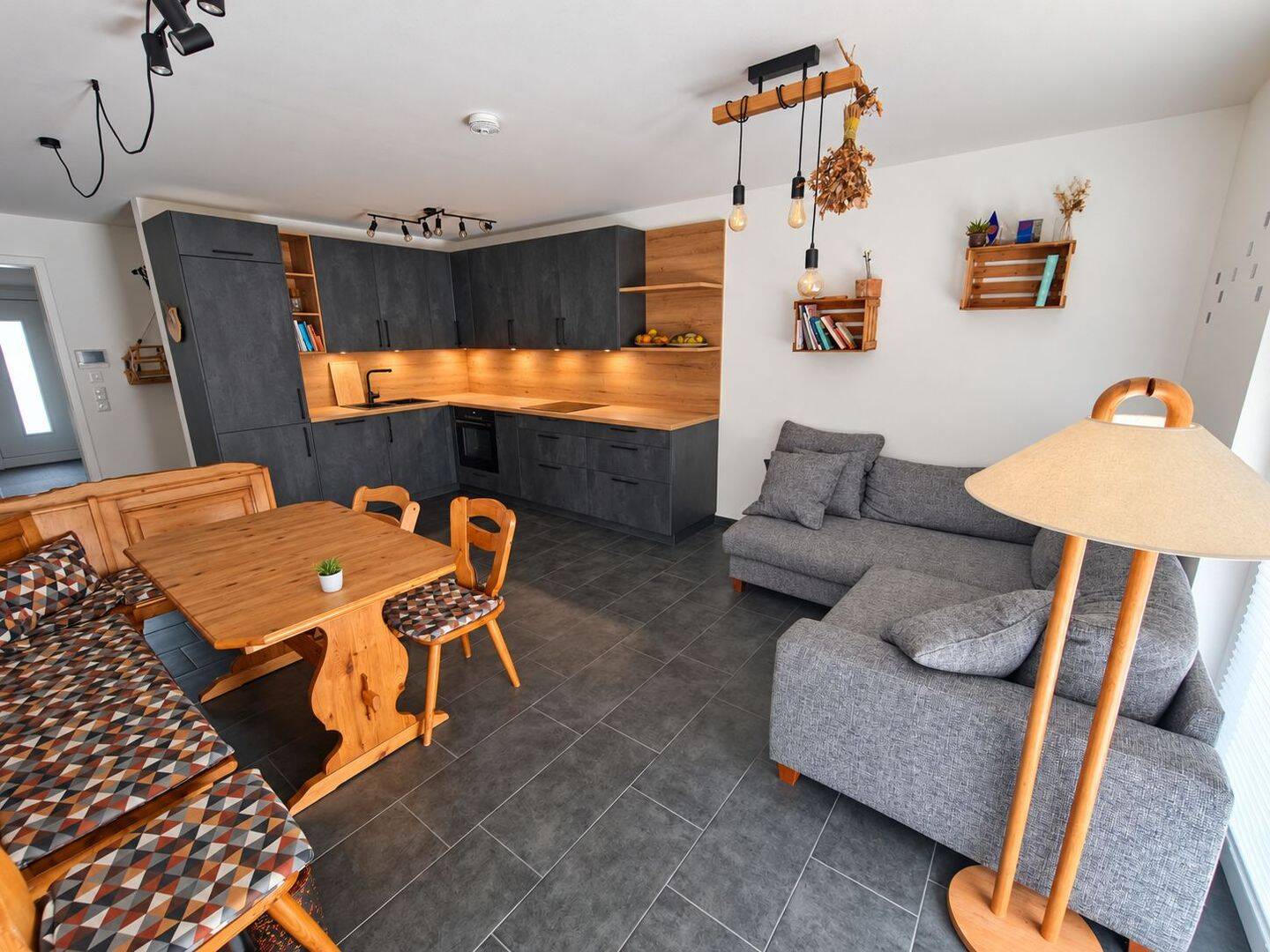 Stufenlos wohnen mit Garten | 3 Zimmer, Baujahr 2023, Energieklasse A, 94469 Deggendorf
