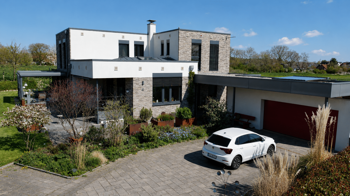 Moderne Architektenvilla mit hochwertiger Ausstattung und hervorragender Anbindung, 23619 Badendorf