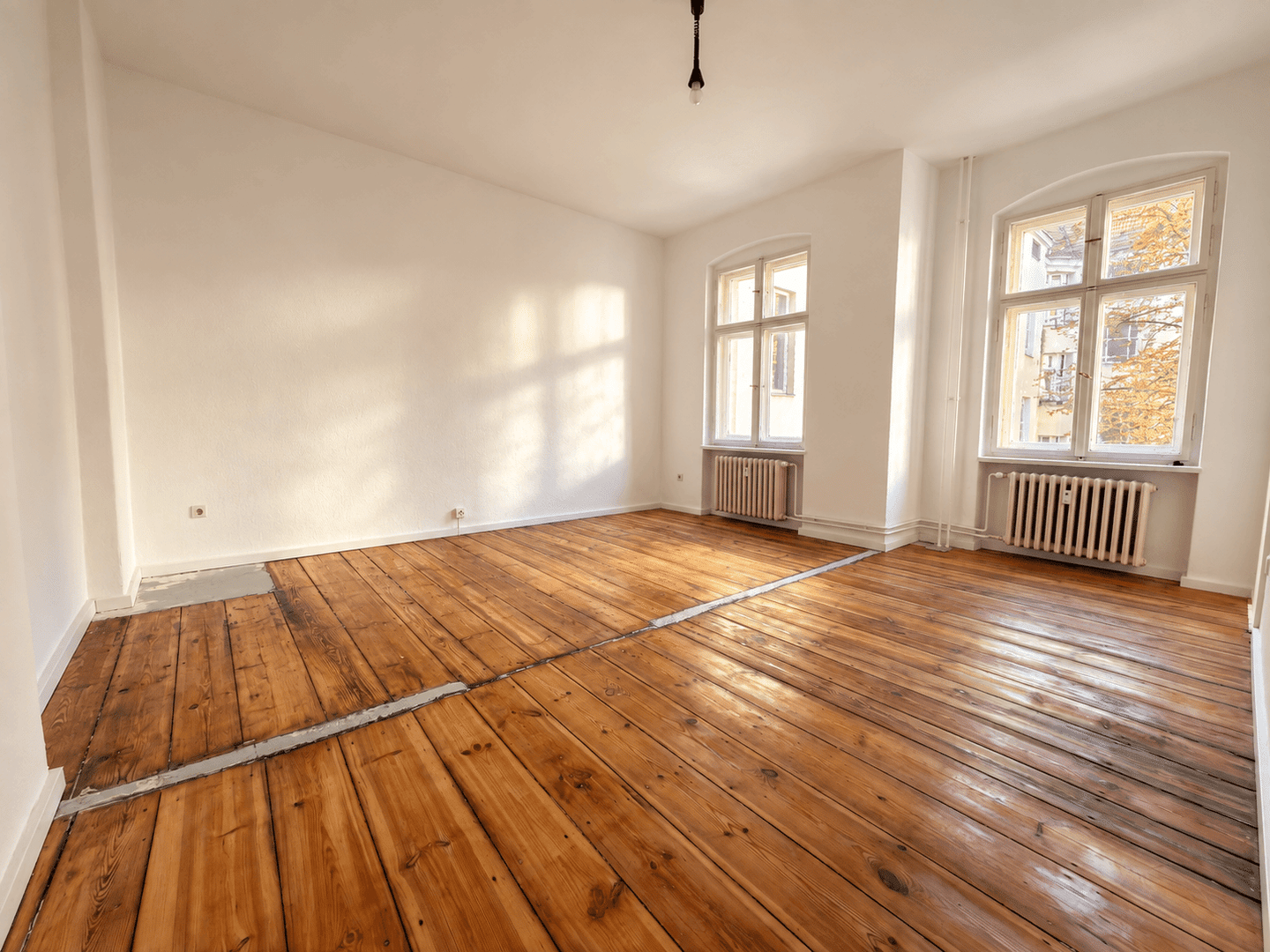 Altbaucharme im Wedding – Wohnung im Seitenflügel mit Wannenbad, 13347 Berlin (Mitte Gesundbrunnen Wedding)