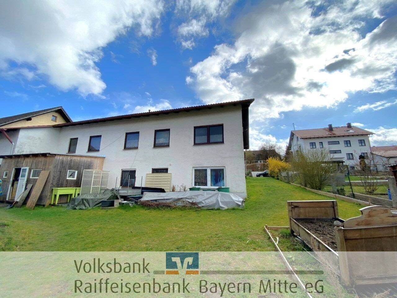 Geräumiges Einfamilienhaus in Hanglage mit viel Platz und Potenzial in Fahlenbach!, 85296 Rohrbach