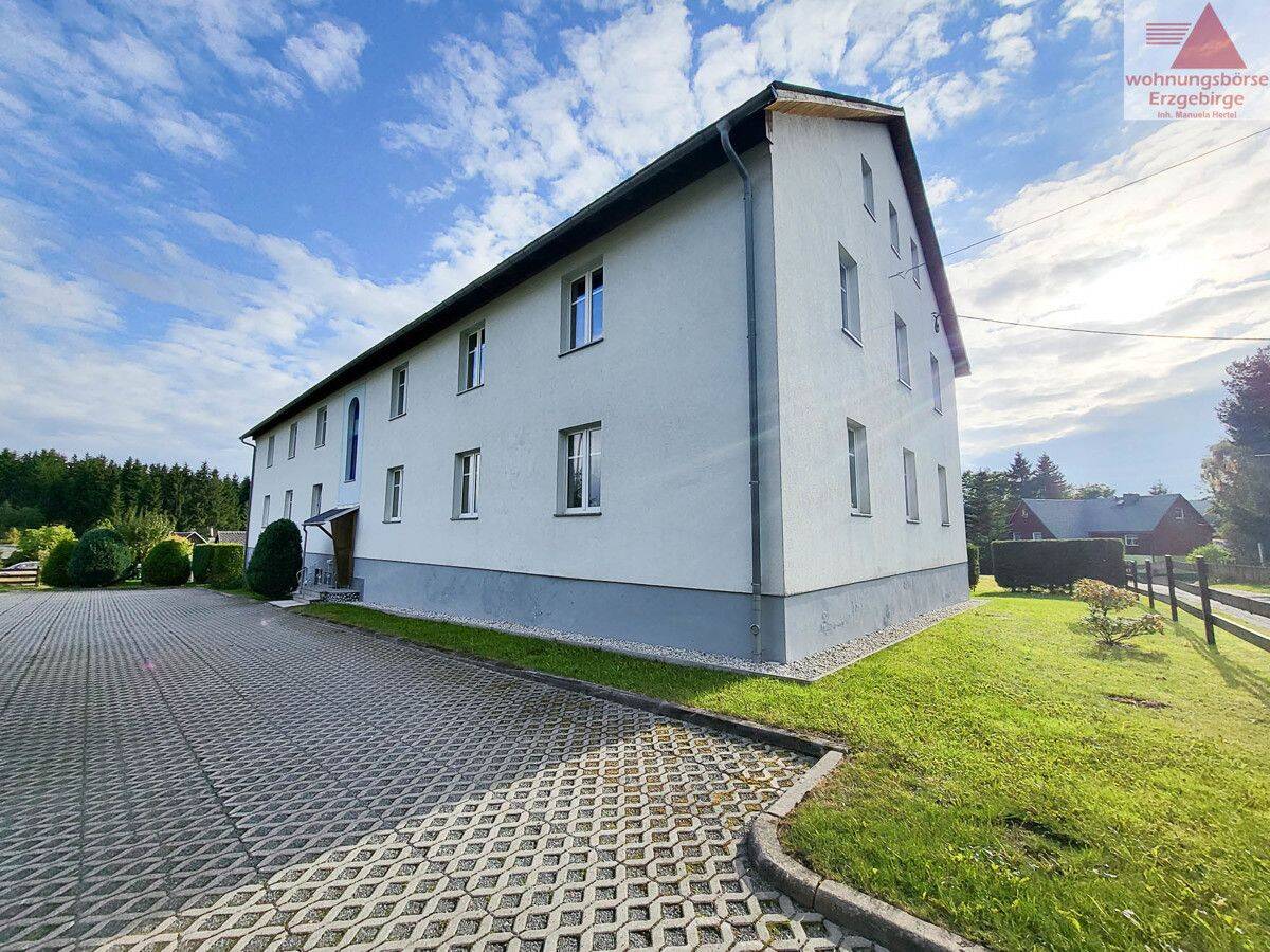 Großzügige 3-Raum-Wohnung in ruhiger Lage, Hochparterre, 8349 Johanngeorgenstadt