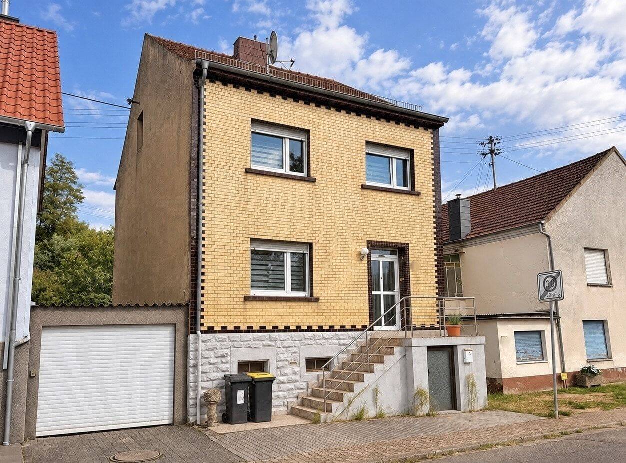 Freistehendes Einfamilienhaus in zentraler Lage von Nalbach!, 66809 Nalbach