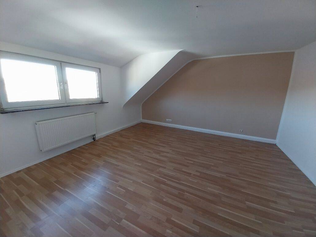 Ottweiler: geräumige 4-ZKB (ca.100m²) mit Gartenanteil, 66564 Ottweiler