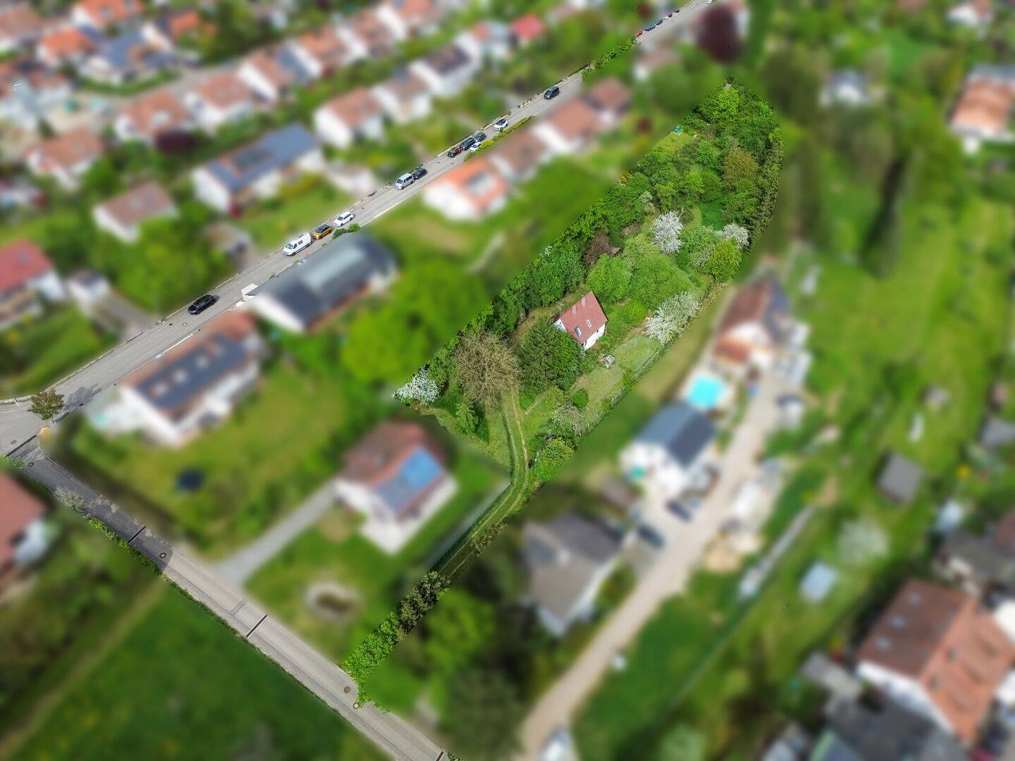Wohnen im Grünen: Einzigartiges Grundstück mit Altbestand und großem Gestaltungsspielraum, 73095 Albershausen