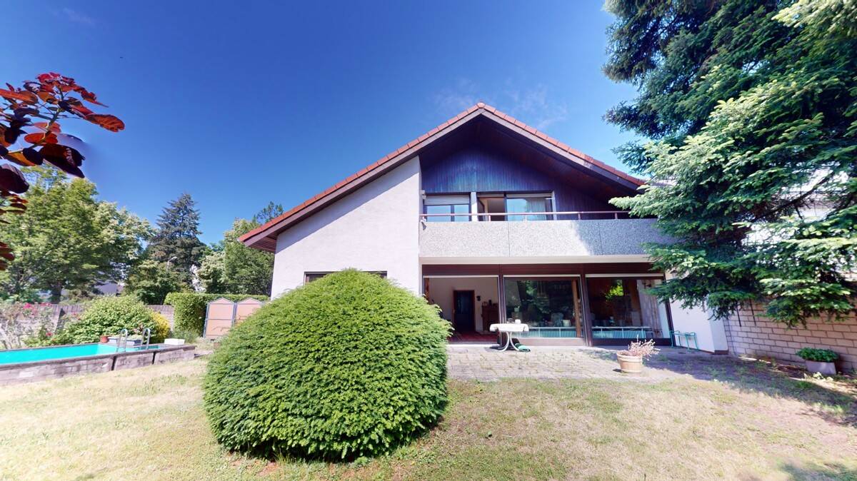 Haus mit Geschichte sucht Zukunft – Familienresidenz in Daxlanden zur stilvollen Neugestaltung, 76189 Karlsruhe (Daxlanden Grünwinkel Knielingen Mühlburg Oberreut)