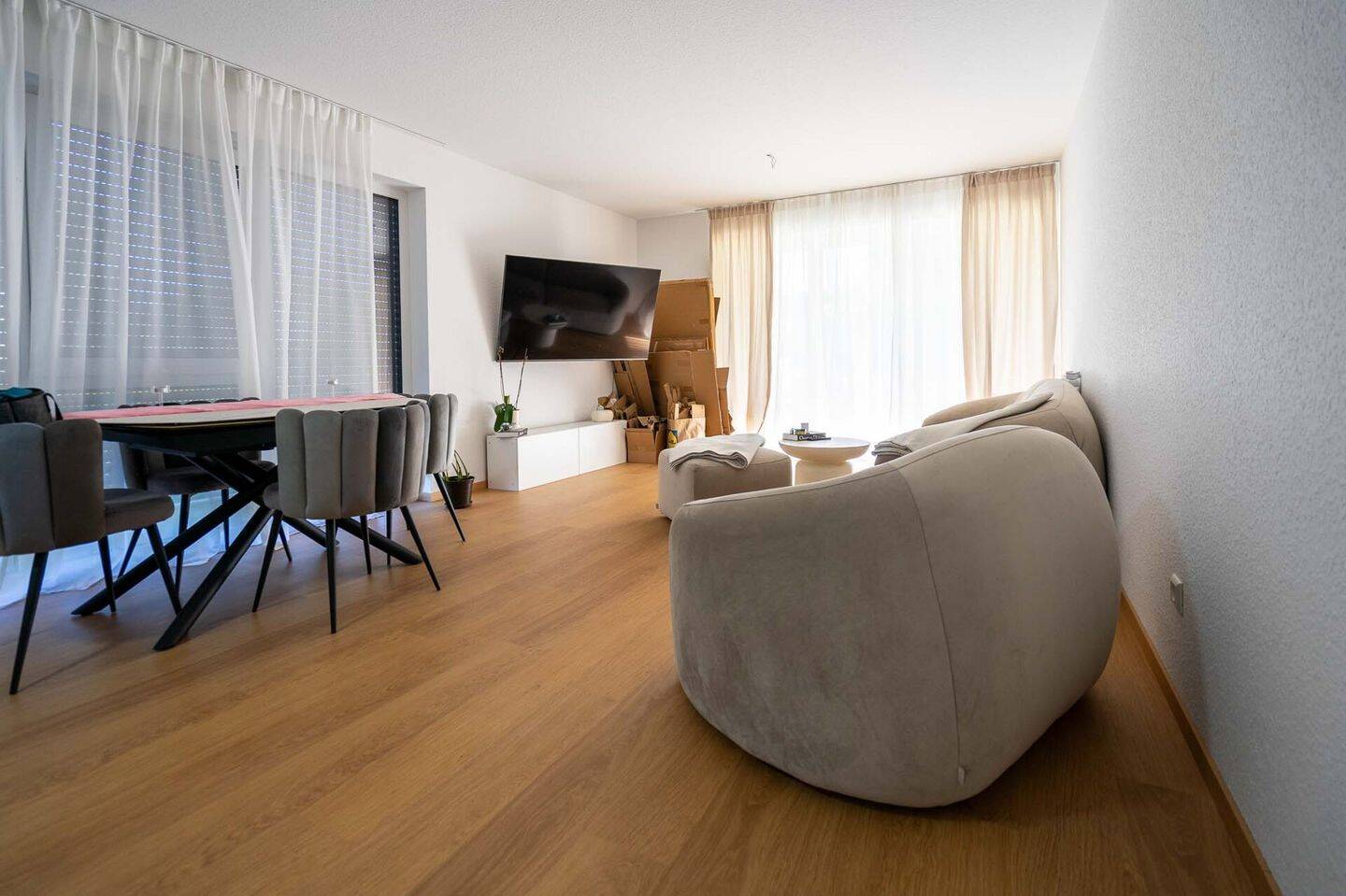 Moderne 2-Zimmer-Erdgeschosswohnung mit Loggia und hochwertiger Ausstattung, 89150 Laichingen