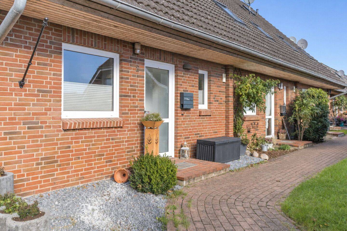 Ein Zuhause für die kleine Familie – Reiheneckhaus mit Garten in Rieseby, 24354 Rieseby