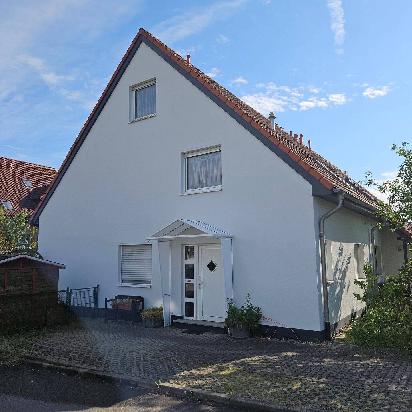Gepflegtes Reihenendhaus mit Garten / Terrasse und Stellplatz !, 6258 Schkopau