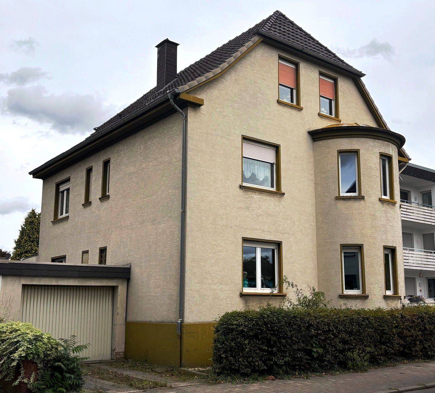 Großzügiges Mehrgenerationenhaus mit Gartenidylle – viel Platz für Familie, Generationen und individuelle Wohnkonzepte, 58730 Fröndenberg/Ruhr
