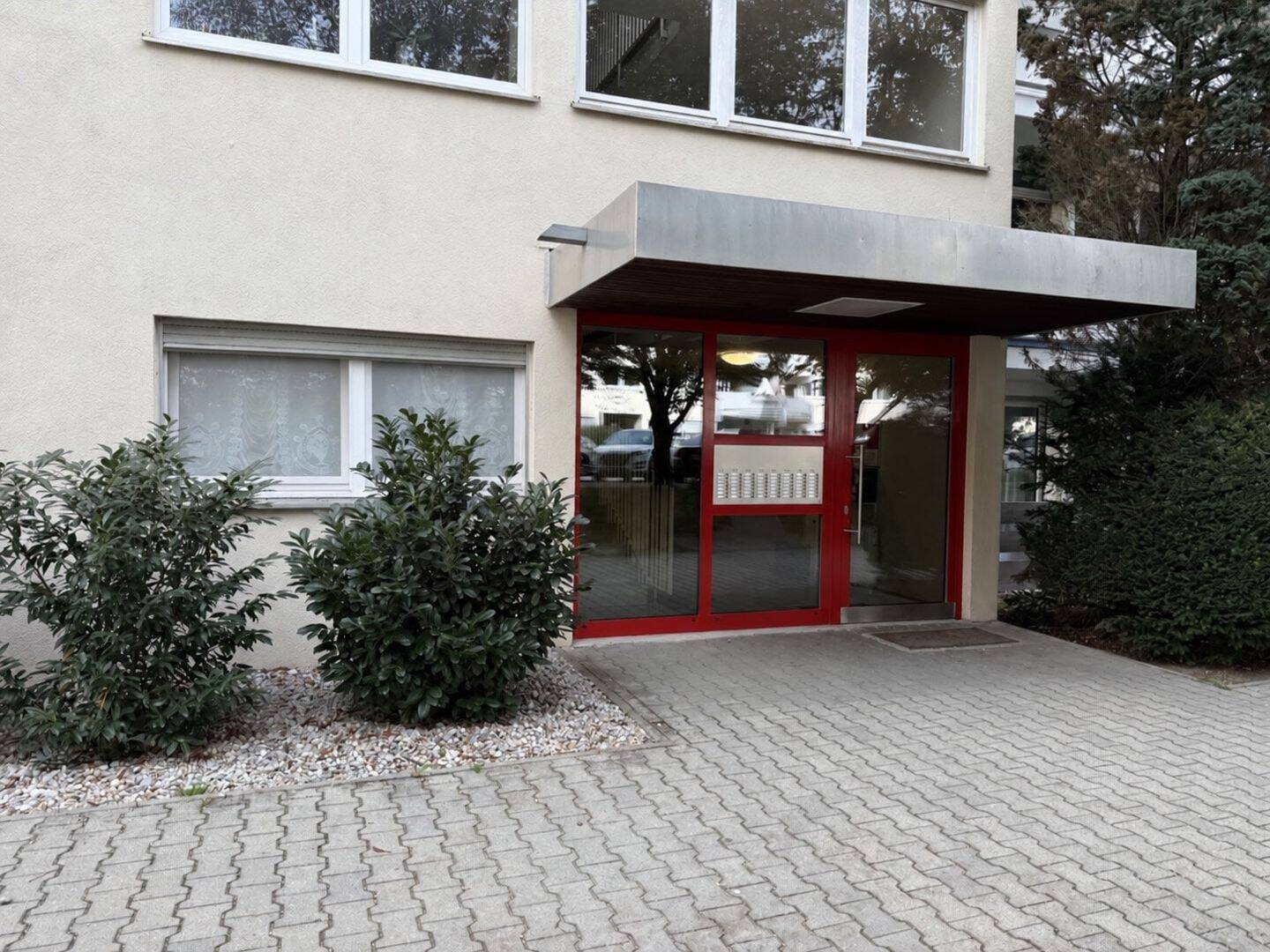 Große 2 Zimmer Wohnung mit tollem Ausblick in Freising, 85354 Freising