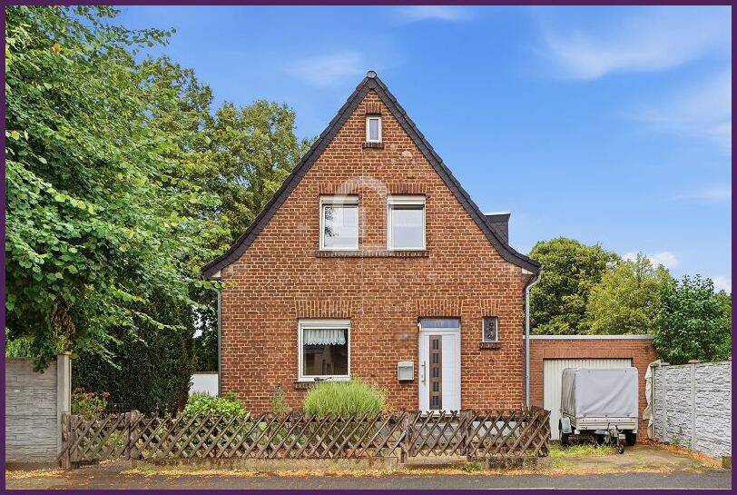 Charmant & freistehend – Charaktervolles Einfamilienhaus mit großzügigem Grundstück in Bedburg-Kirdorf, 50181 Bedburg