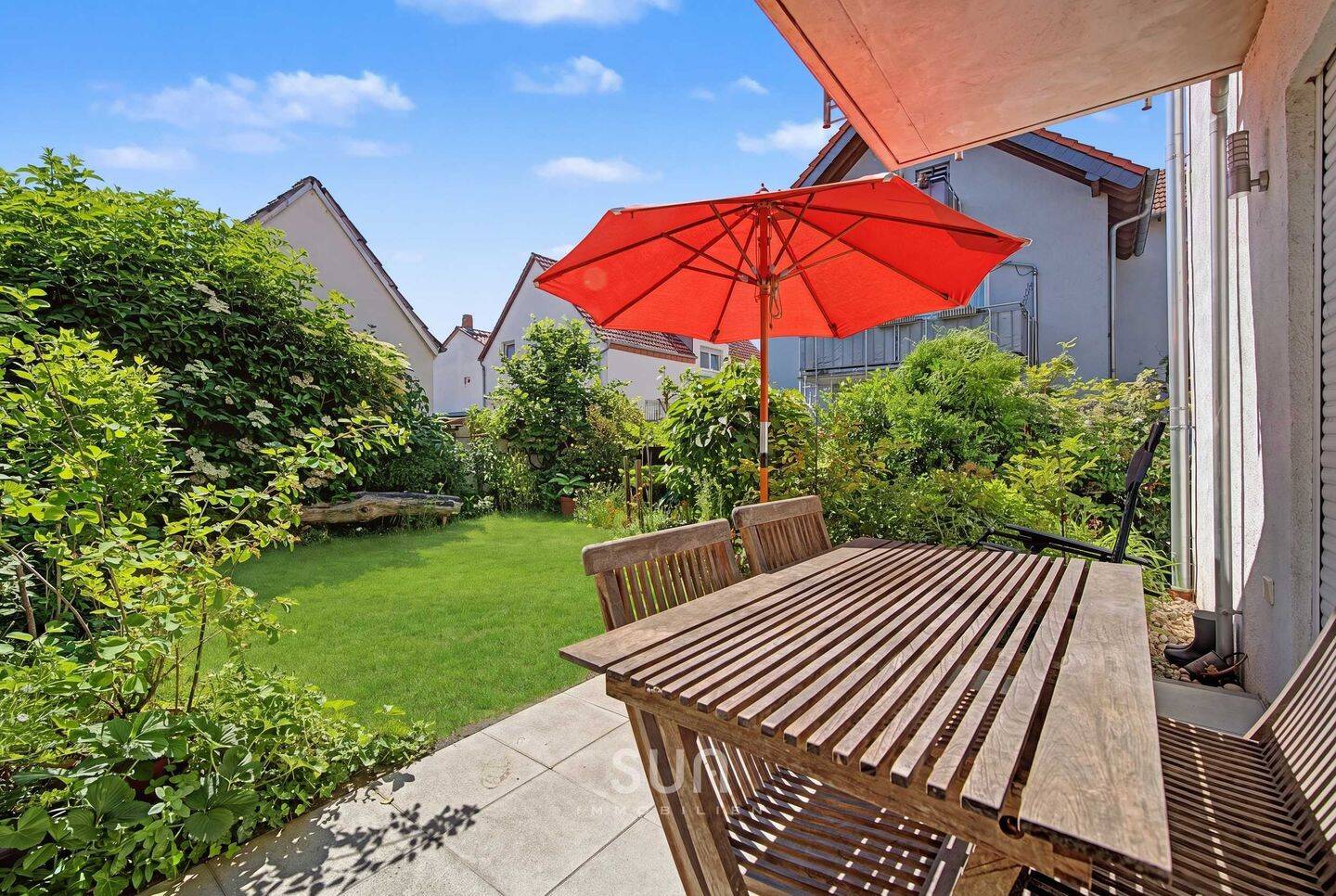 MITTEN IM ORT – NAHE AM NATURPARK: 4-Zimmer mit eigenem Garten in Stockstadt am Rhein, 64589 Stockstadt am Rhein