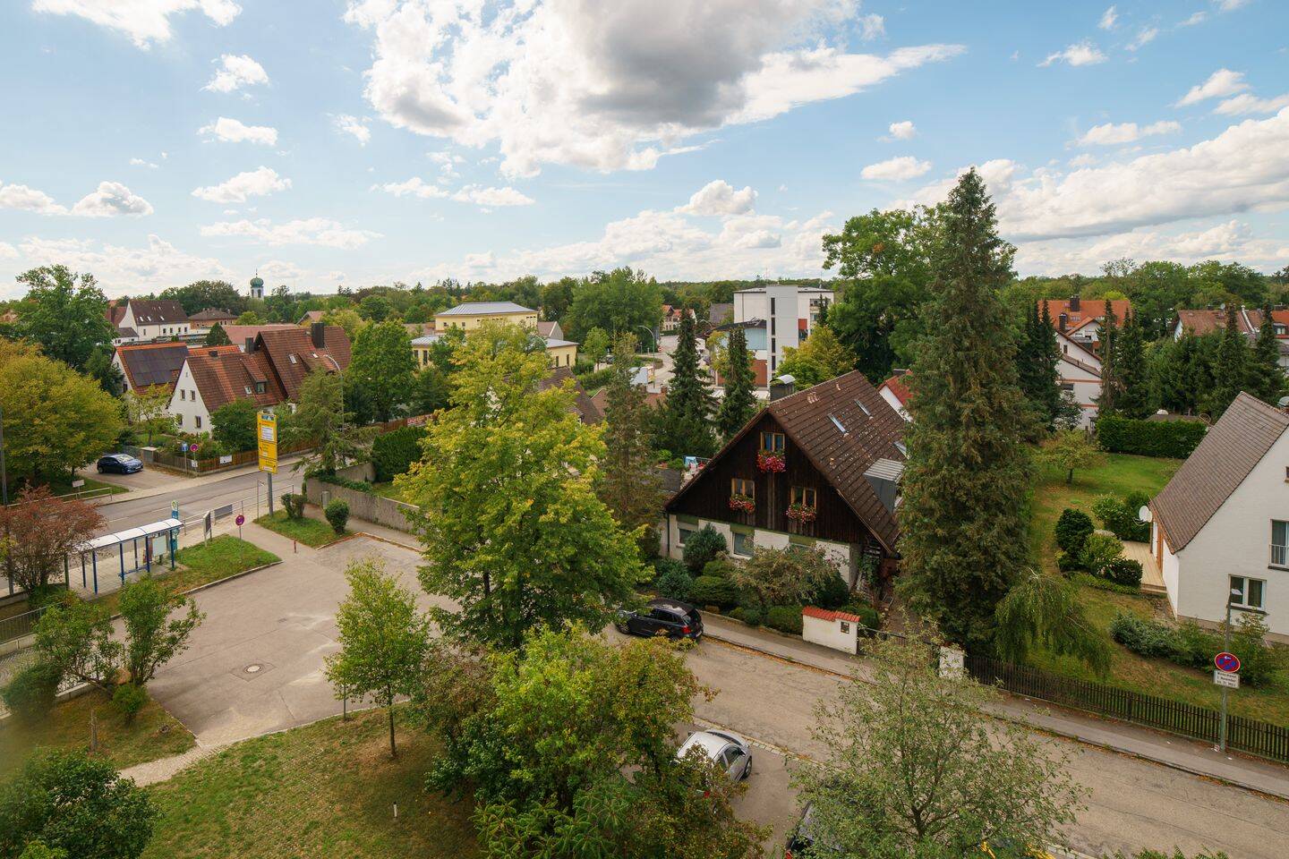 Großzügige 4-Zimmer-Familienwohnung in Top-Lage mit Panoramablick über Planegg – Provisionsfrei!, 82152 Planegg
