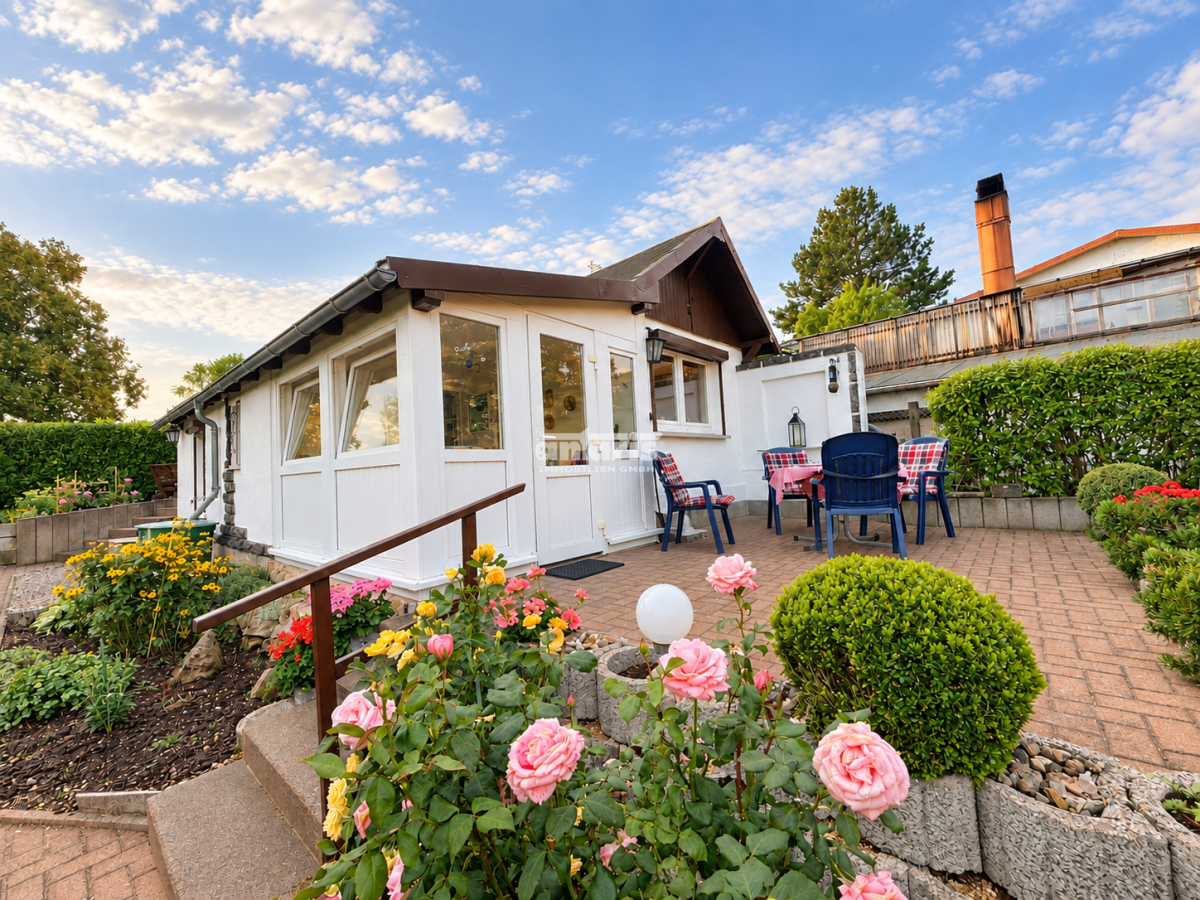 antaris Immobilien GmbH ** Großes Grundstück, Kamin & Wintergarten – gemütliches Wochenendhaus **, 98693 Ilmenau