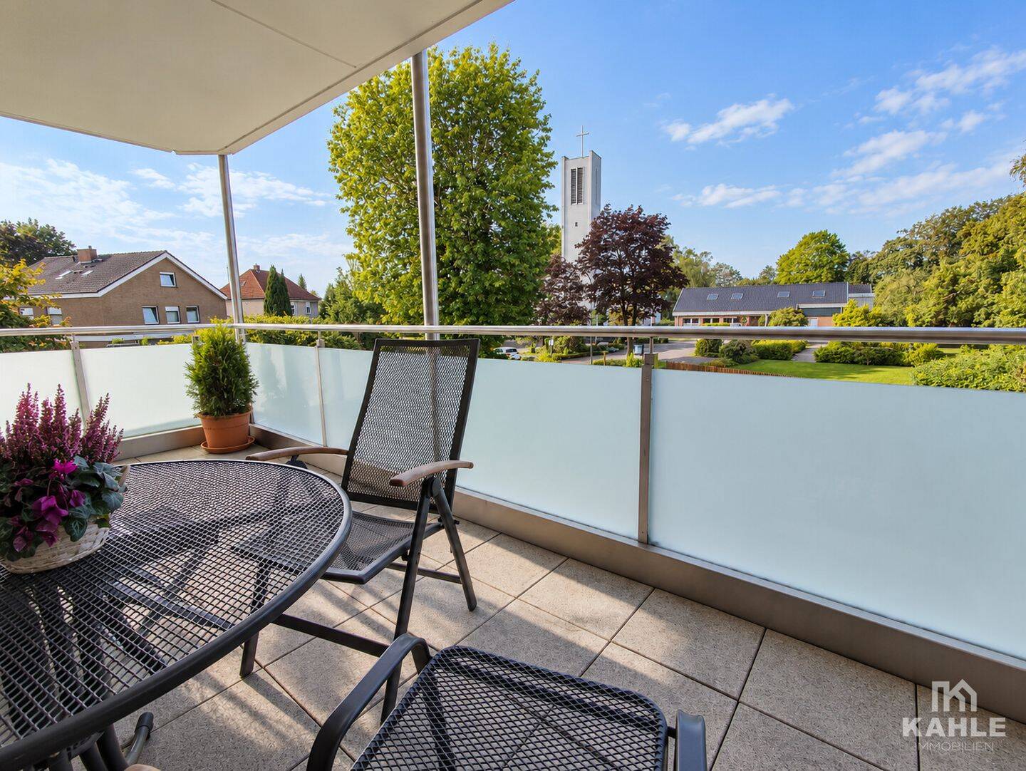 Kaufobjekt: Exklusive 3-Zi.-Wohnung mit Balkon/Aufzug/Tiefgarage zentrumsnah in Versmold, 33775 Versmold
