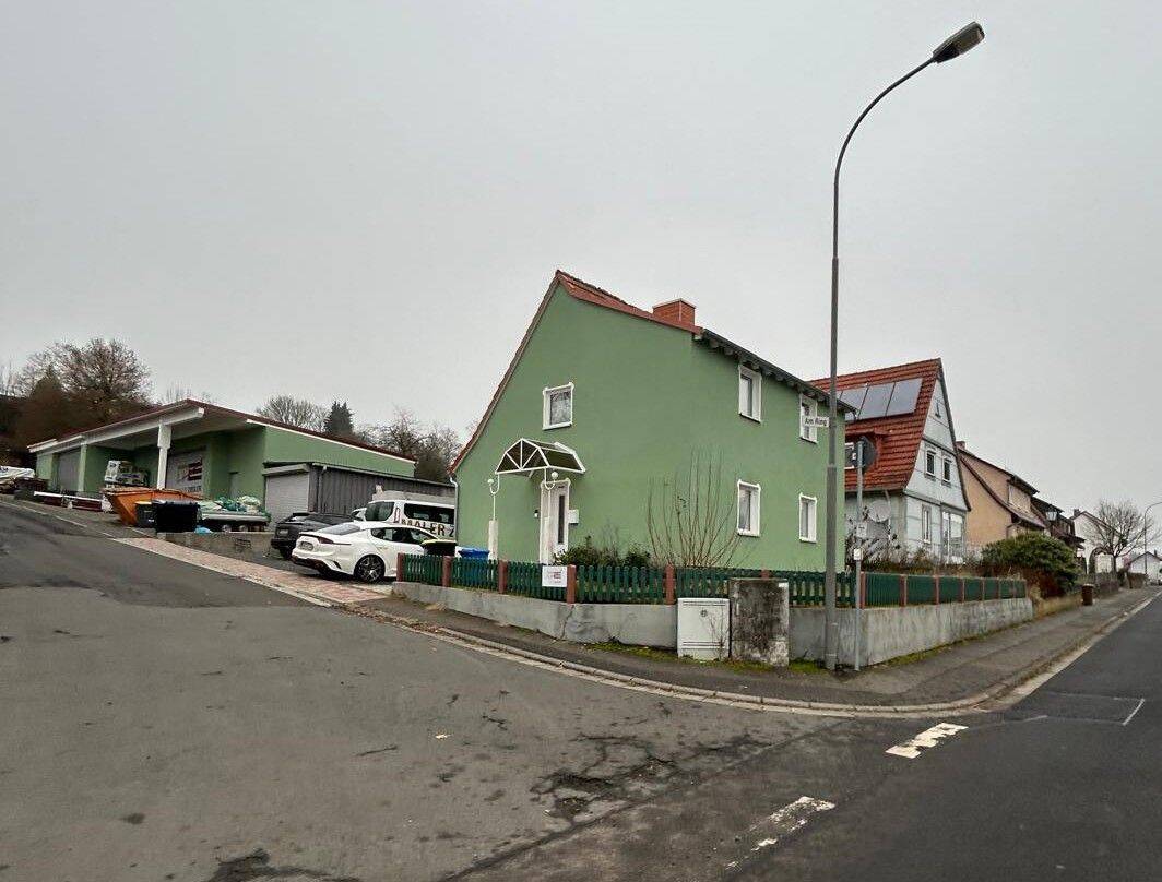 Modernes Gewerbeobjekt mit Hallen, Büro/Wohnen und PV Anlage, 36396 Steinau an der Straße