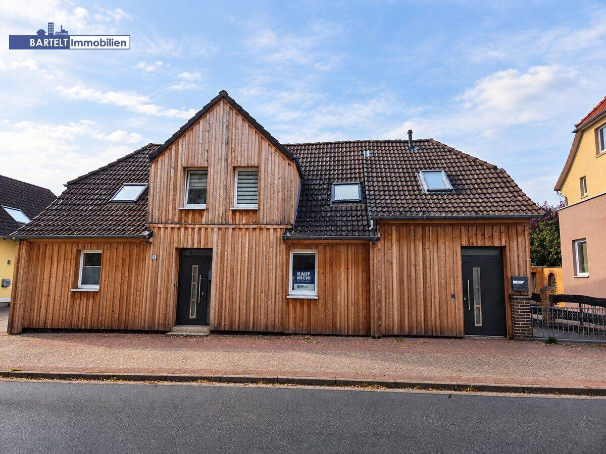 Saniertes Zweifamilienhaus mit Pool – zwei Wohneinheiten, ein besonderes Zuhause, 30982 Pattensen