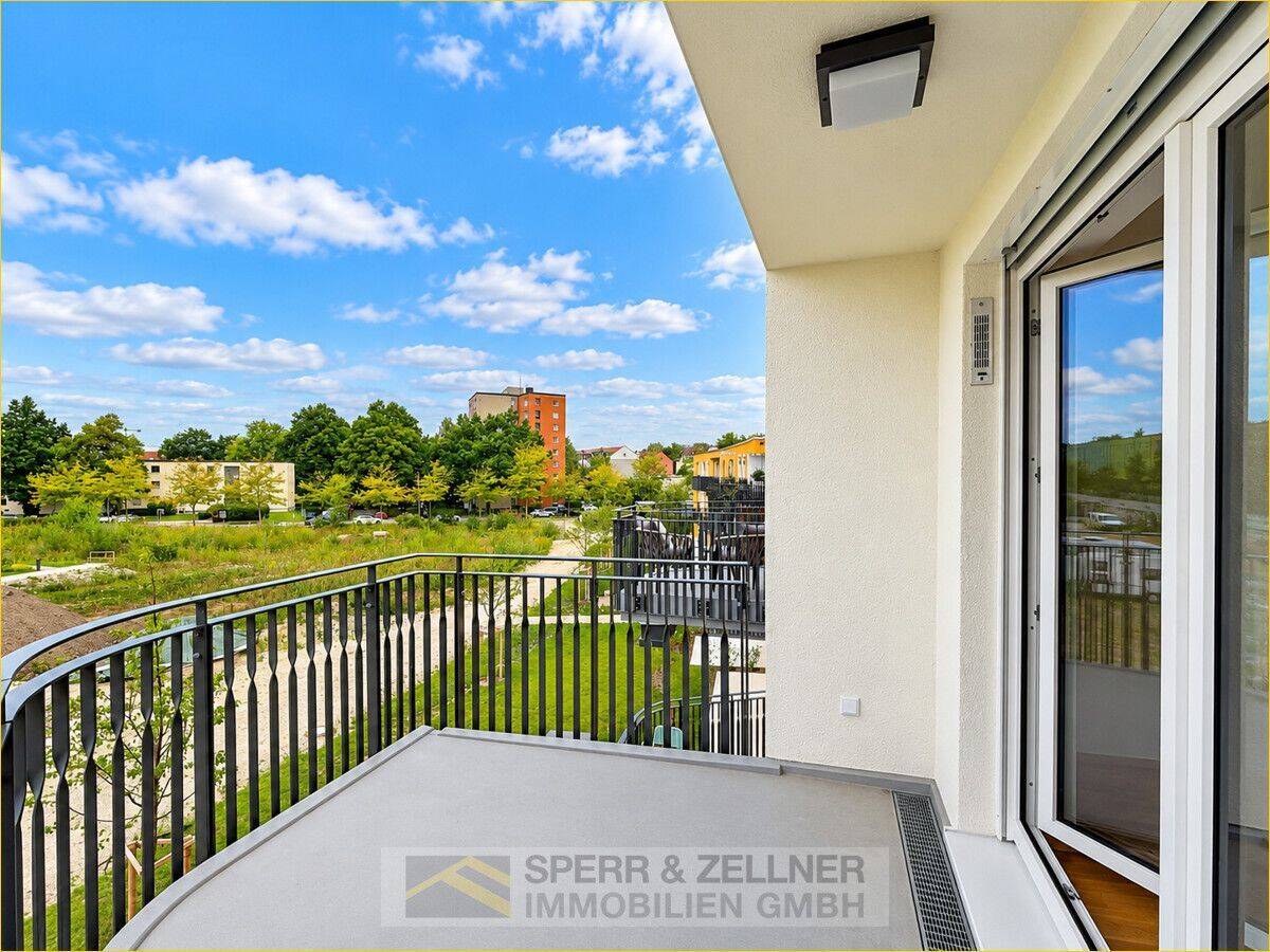 Erding – Helle 3-Zimmer-Wohnung in der obersten Etage, 85435 Erding