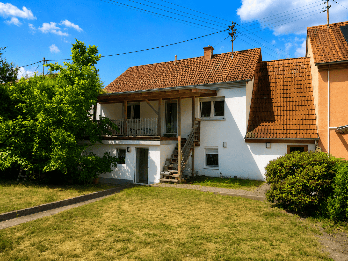 Zwei Häuser. Ein Kaufpreis. Unzählige Möglichkeiten mit 222 m² Wohnfläche auf ca. 800 m² Grundstück, 66882 Hütschenhausen