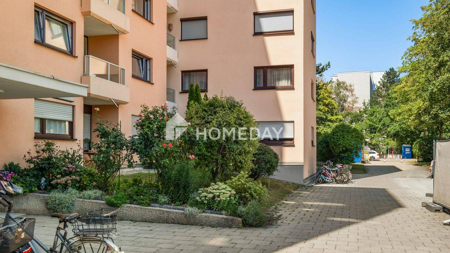 4-Zimmer-Erdgeschosswohnung mit zwei Terrassen und Gartenanteil, 82024 Taufkirchen