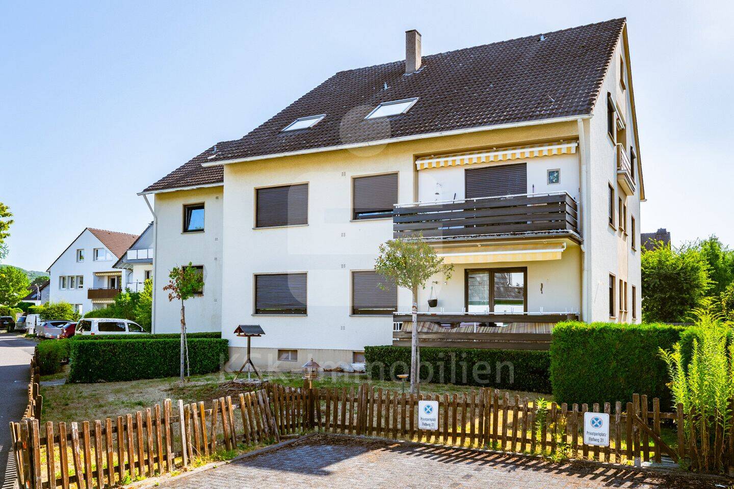 Helle Dachgeschosswohnung mit Balkon in modernisiertem Zustand!, 53604 Bad Honnef