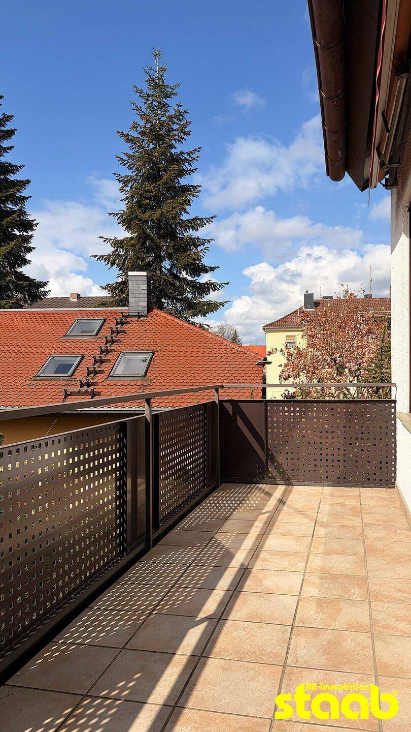 GROßZÜGIGE ETAGENWOHNUNG MIT BALKON *** AB/LEIDER, 63741 Aschaffenburg (Damm Innenstadt Leider Nilkheim Strietwald)