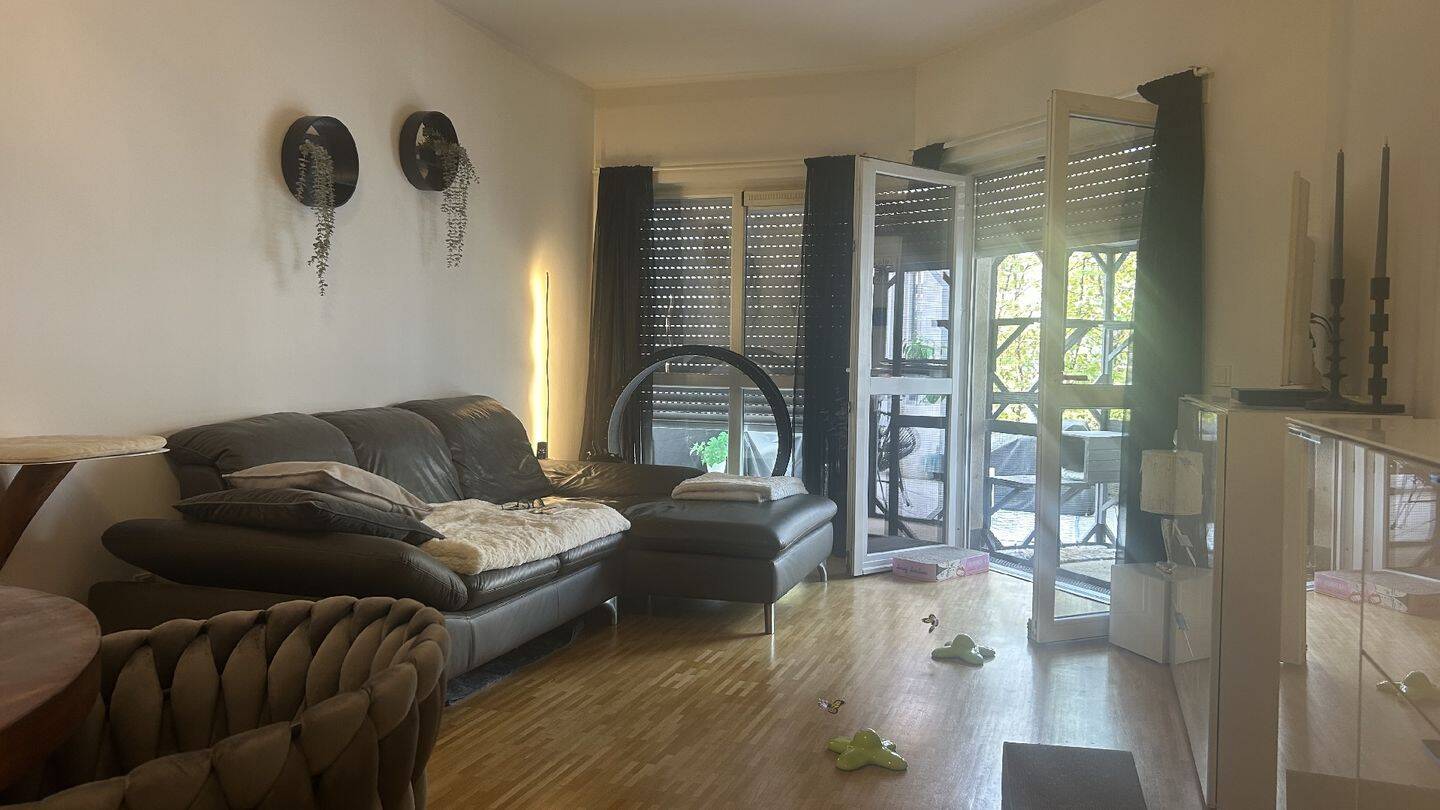 Ihre Traumdomizil im Herzen von Schlebusch Gepflegte 2-Zimmer Wohnung mit großer Terrasse, 51375 Leverkusen (Schlebusch)