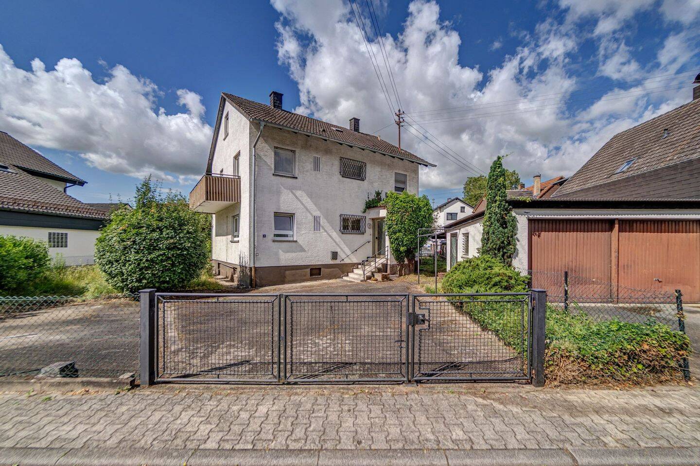 Viel Platz für die große Familie! Charmantes Einfamilienhaus in begehrter Lage von Rheinstetten., 76287 Rheinstetten