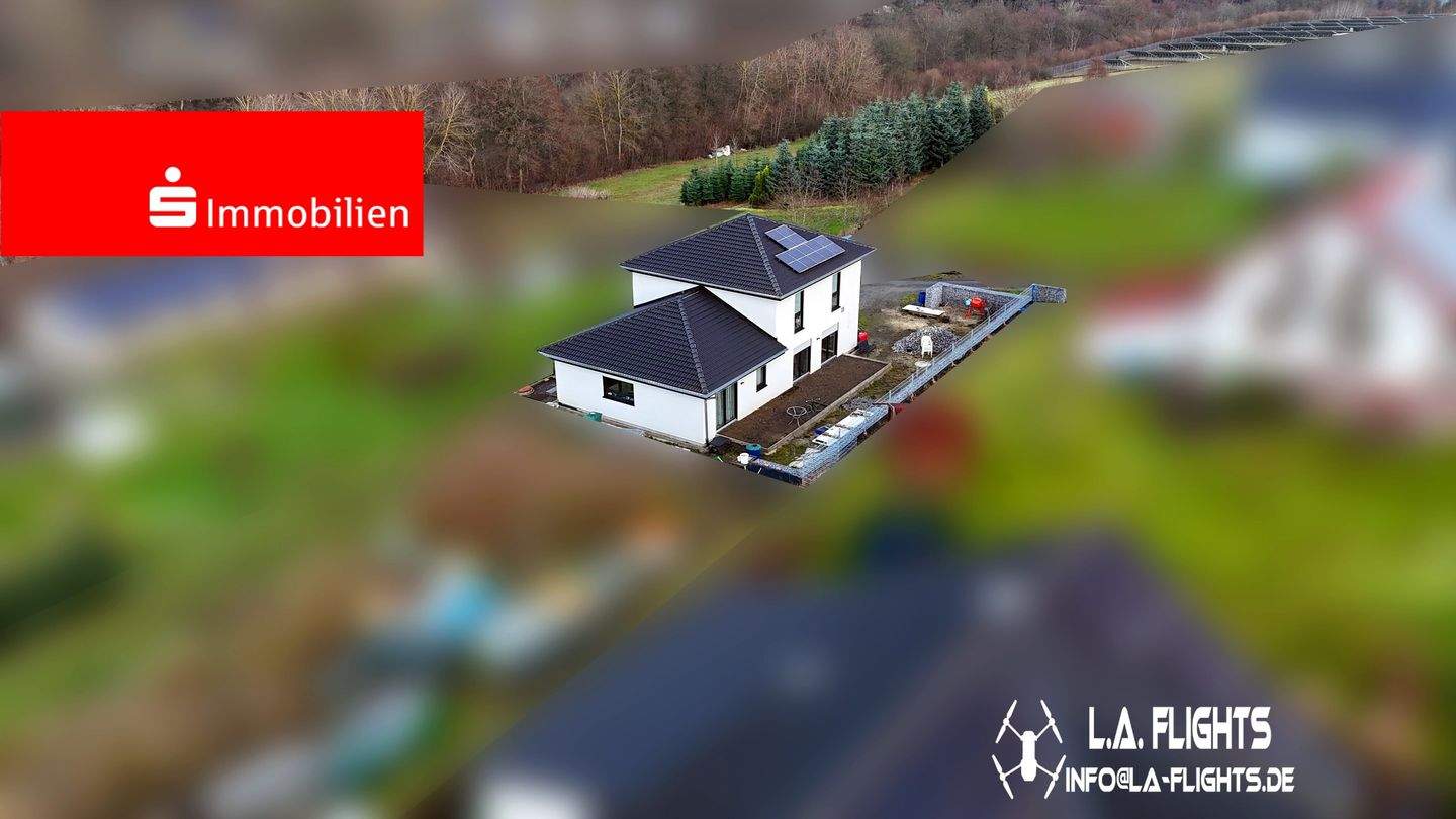 Neuwertiges energieeffizientes Einfamilienhaus mit Einliegerwohnung in idyllischer Umgebung, 35108 Allendorf (Eder)