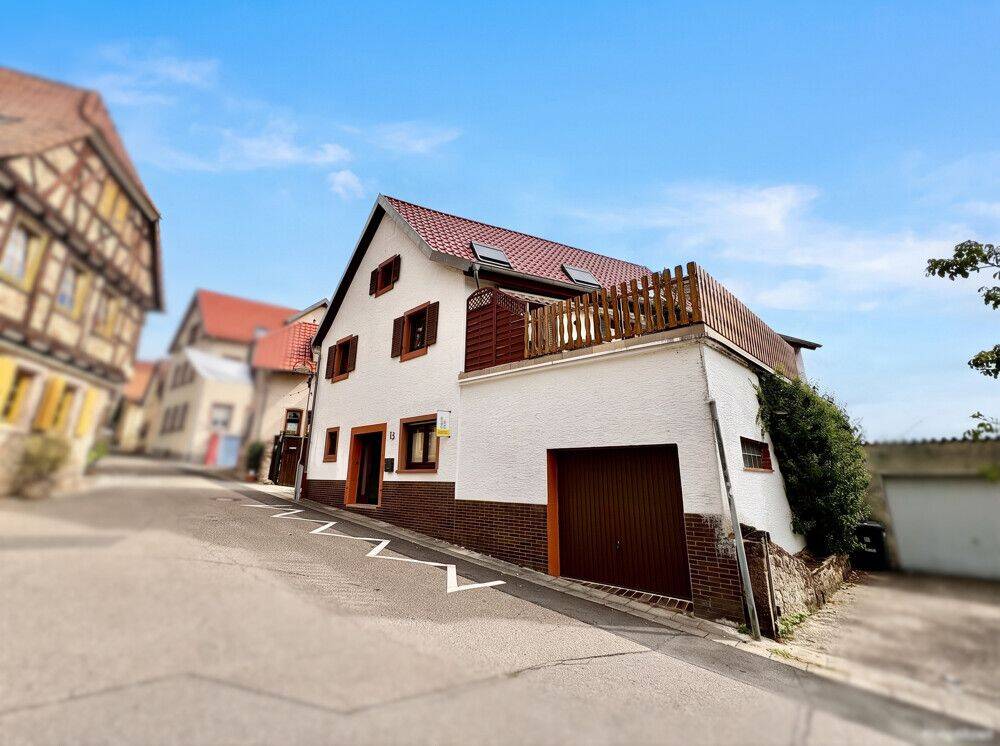 Wohnen mit Charakter – Einfamilienhaus mit 4-ZKB zur Miete in Gleisweiler, 76835 Gleisweiler
