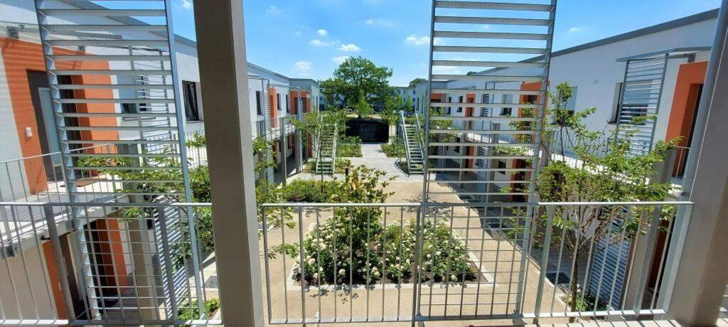 Bei VIVAWEST die Sonnenstrahlen auf der eigenen Terrasse genießen., 44894 Bochum (Langendreer Werne)