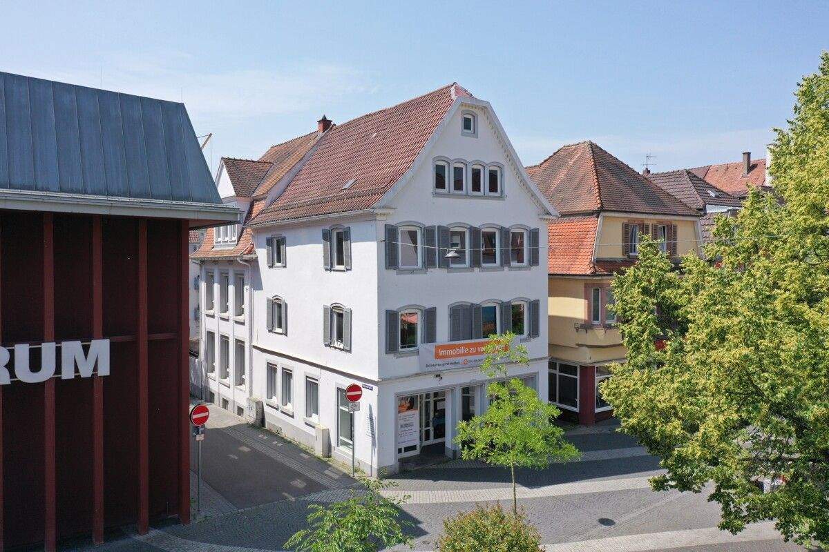 Exklusive Gelegenheit: Historisches Denkmal mit flexiblem Nutzungspotenzial, 77933 Lahr/Schwarzwald