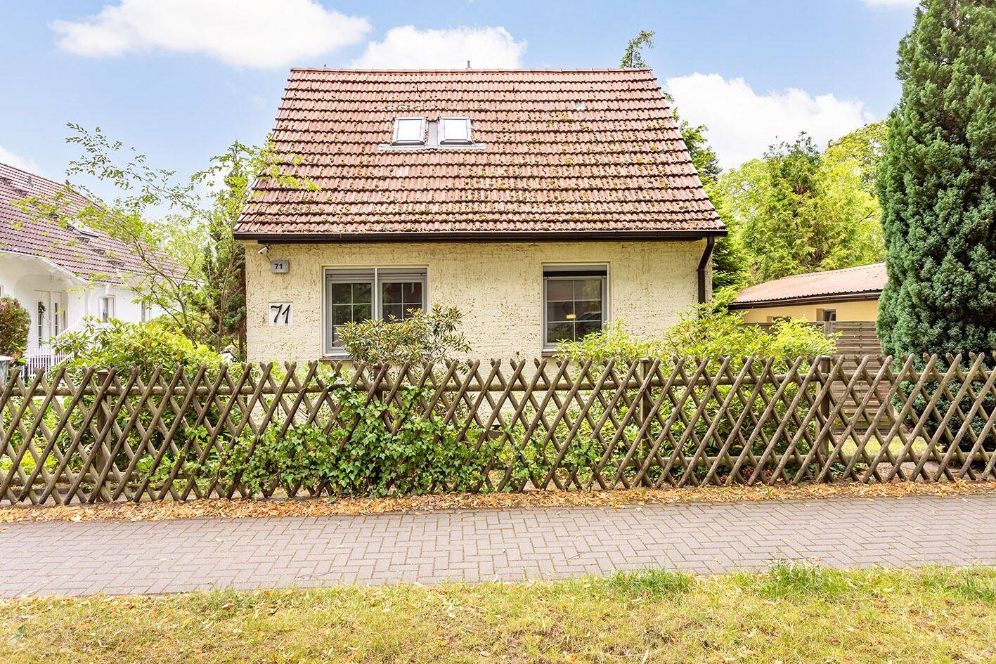 Kleines Haus, großes Grundstück, viel Charakter – Berlin ganz nah, 16548 Glienicke/Nordbahn