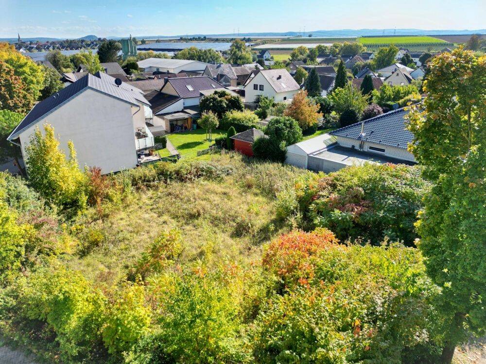 Ihr Zuhause im Grünen – Baugrundstück mit genehmigtem Doppelhauskonzept, 53501 Grafschaft