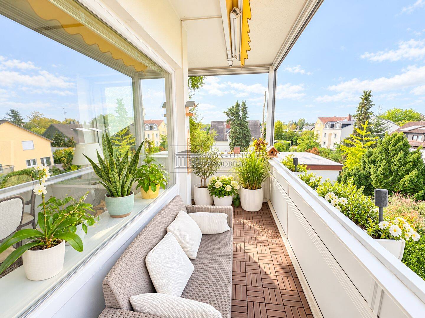 Helle 4-Zimmer-Wohnung mit Westloggia und Tiefgaragenstellplatz in Berlin-Zehlendorf, 14167 Berlin (Steglitz-Zehlendorf Kolonie Abendruh Kolonie Sonnenschein Lichterfelde Zehlendorf)